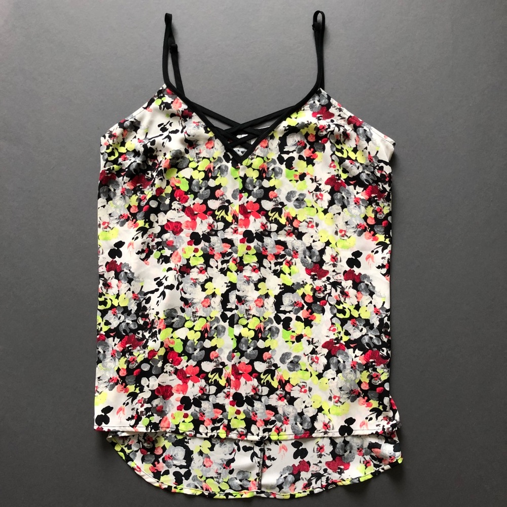 Studio Y Flowered Cami • L